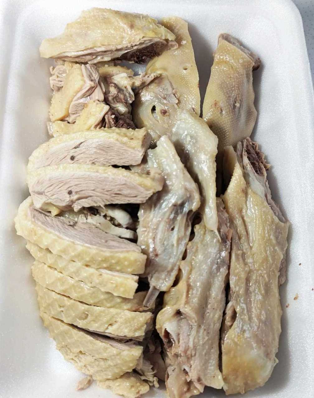 鸭28一斤,性价比高于鸡和鹅,比我自己买鸭来做的好吃一点. [疑问]