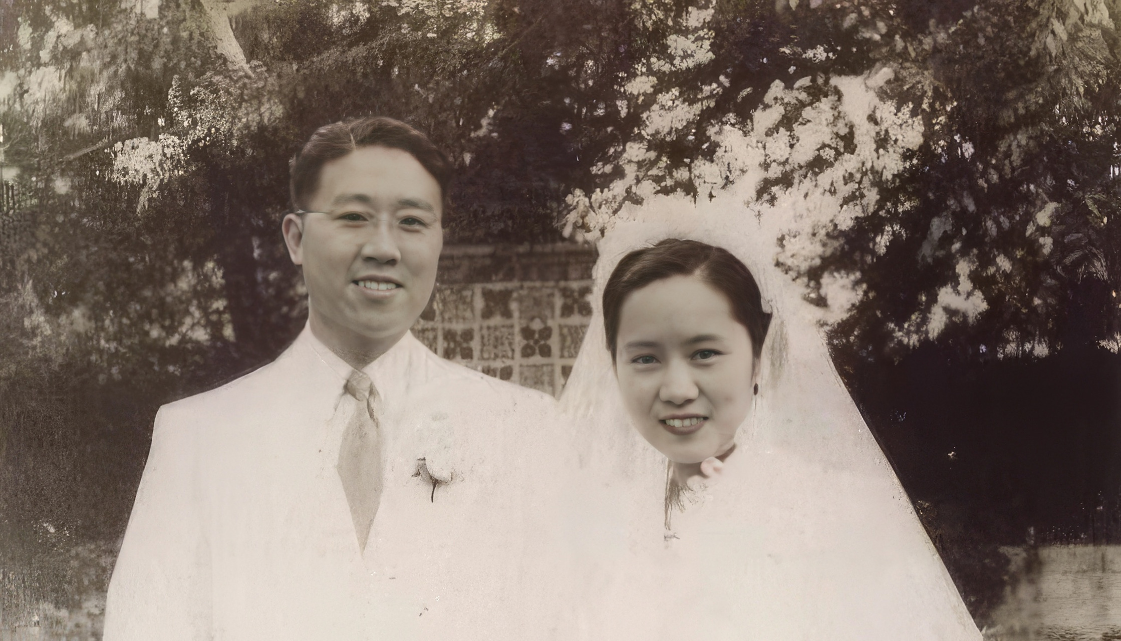 这是袁家骝和吴健雄博士结婚照片,袁家骝与妻子同为著名的物理学家.