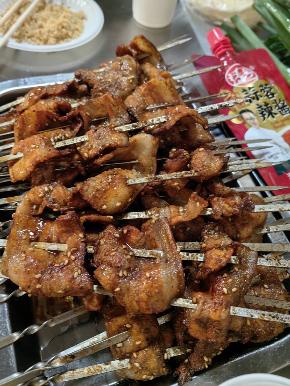 淄博烧烤本地人推荐  作为一个淄博临淄人,我想分享一下我觉得好吃的