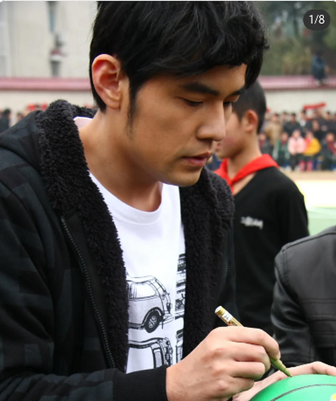 你没见过的明星老照片——周杰伦!