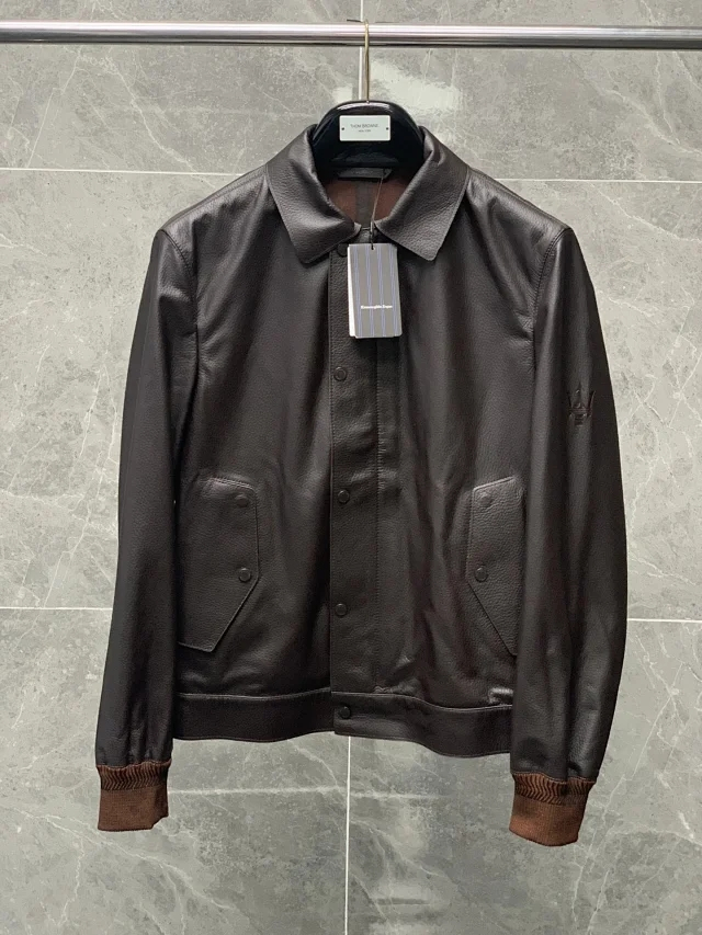 杰尼亚联名玛莎拉蒂"硬汉皮衣"