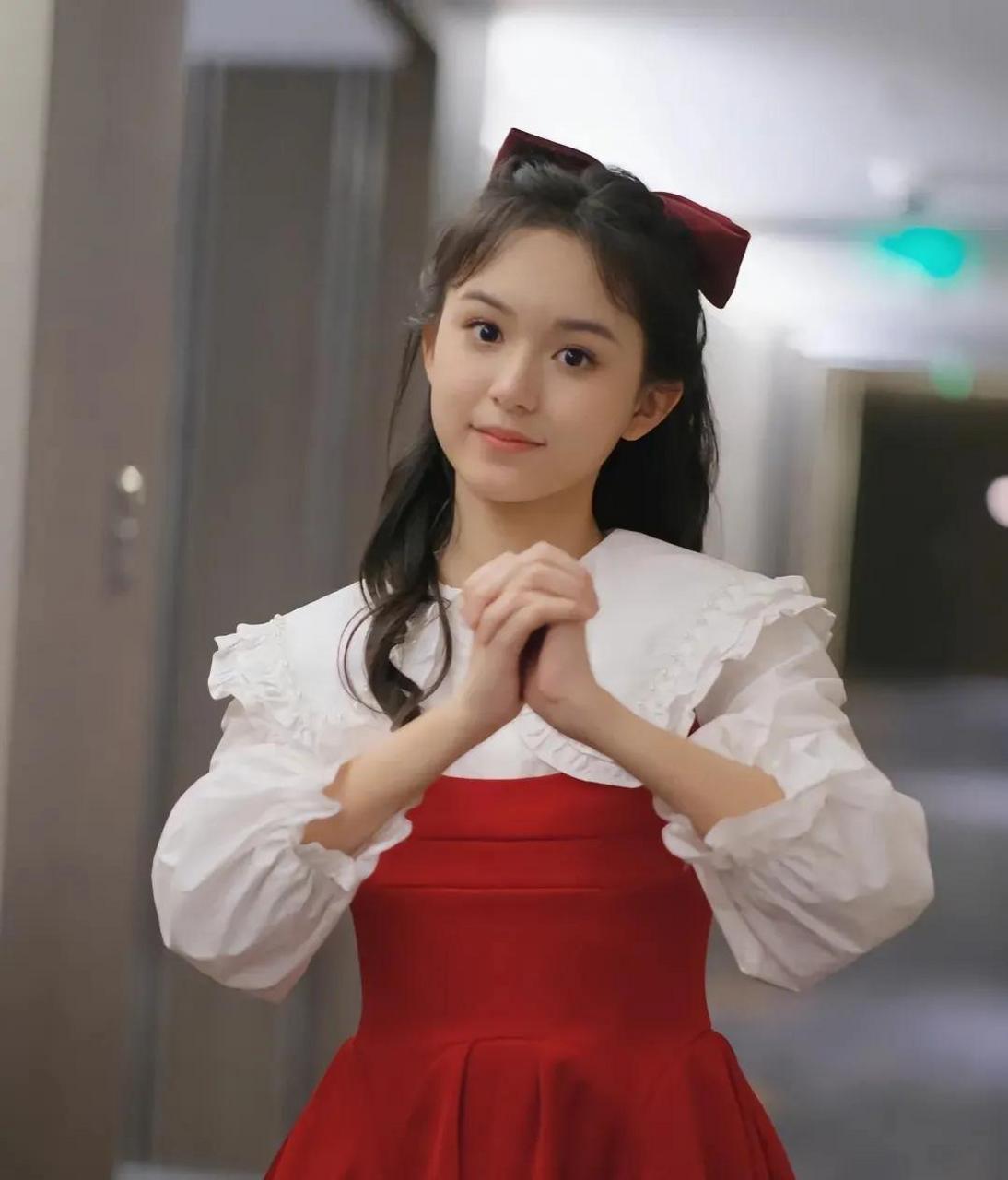 刘楚恬,一位知名的年轻演员,在影视行业有着非常广泛的应用和认可