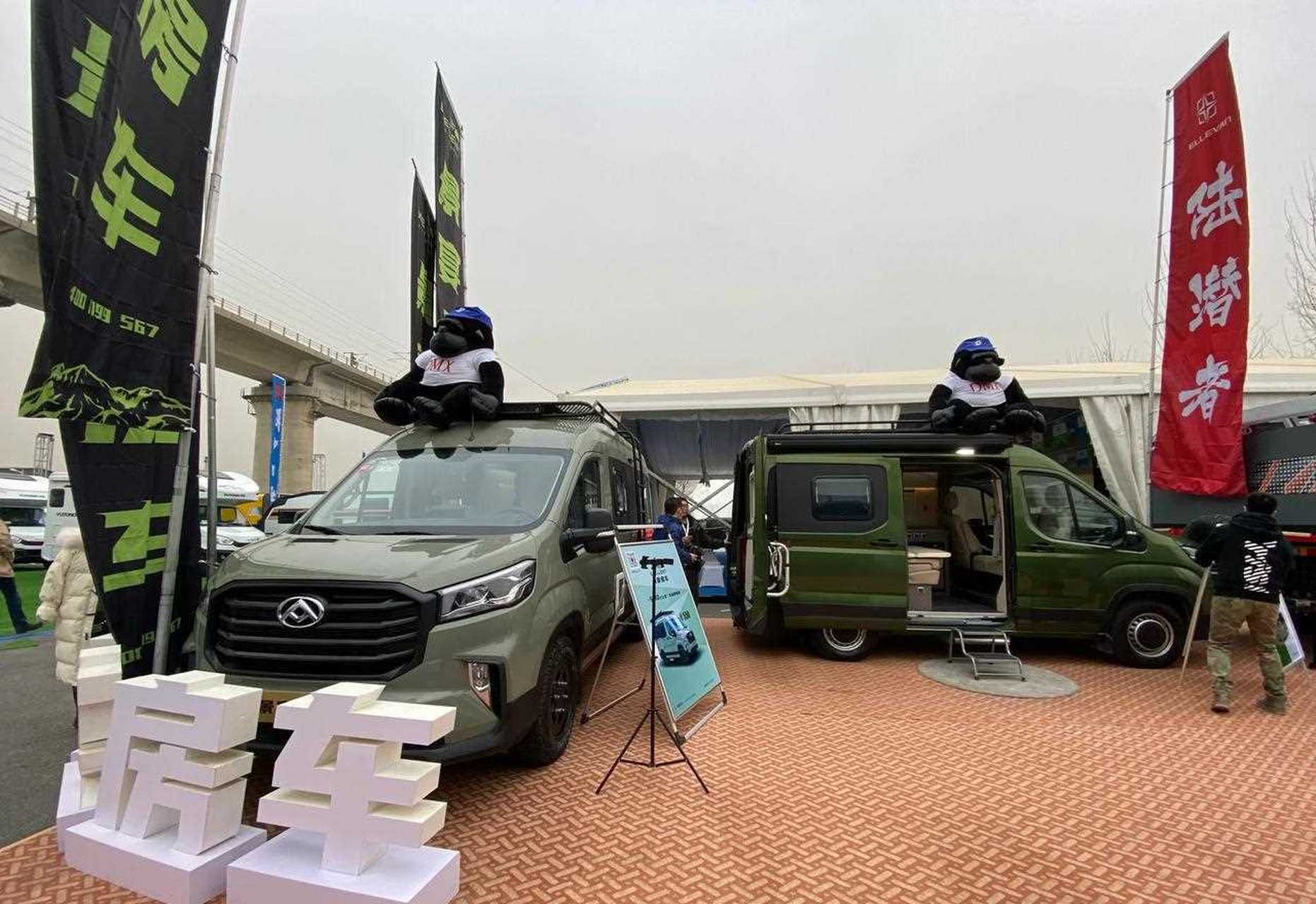 景宴栖550入门版,北京展会发布,采用上汽大通v90长轴高顶底盘,入门版