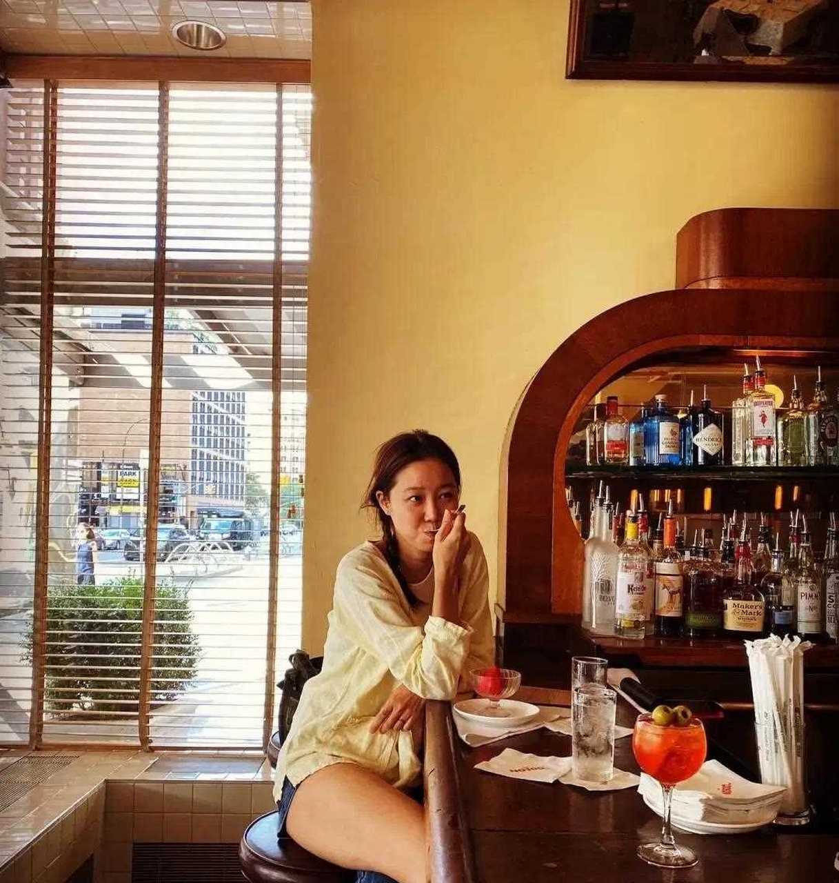 [啊] 韩剧女王"孔孝真和小岁的男友要结婚啦!