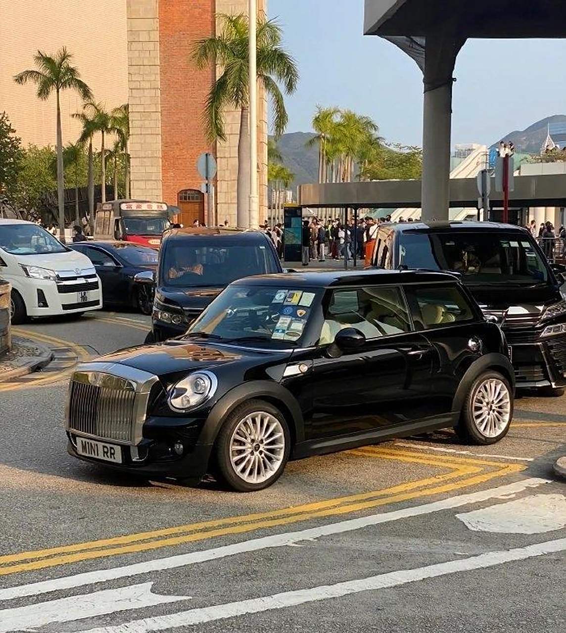 网友:劳斯莱斯mini版,又老又萌!