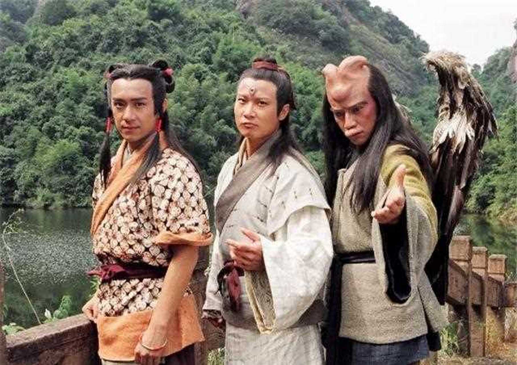 时隔21年,钱嘉乐再扮《封神榜》中杨戬的造型,勾起不少人的童年回忆.