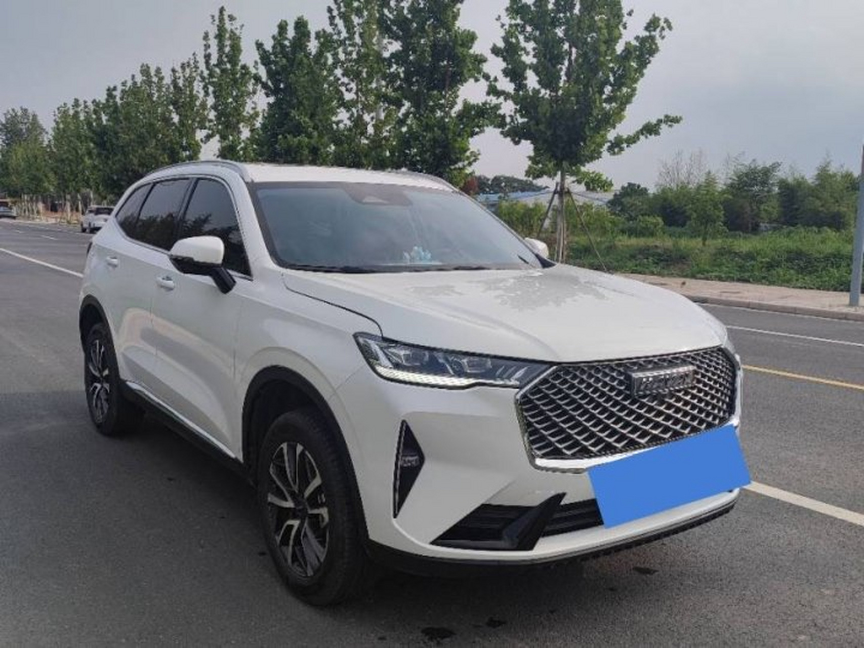 年初的时候车友提了辆哈弗h6022022款 第三代 1.