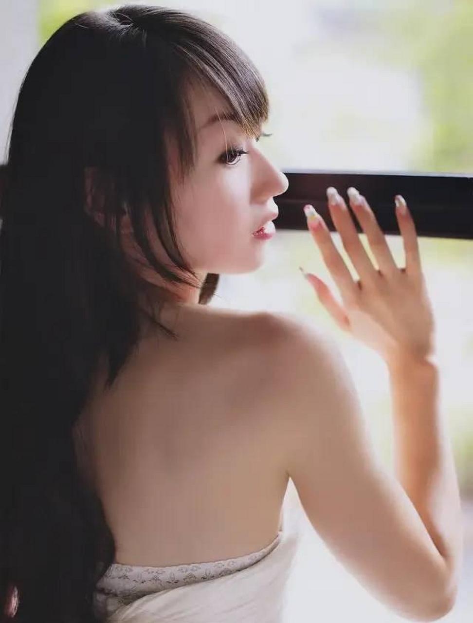 美女明星馆:水树奈奈の美图写真