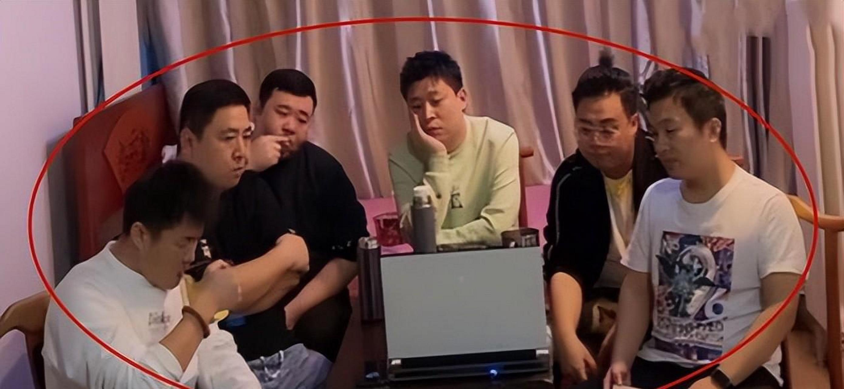 德云社孙鹤宝发文,二队已经踏上返京之路,粉丝:大封箱专场见 4月9日