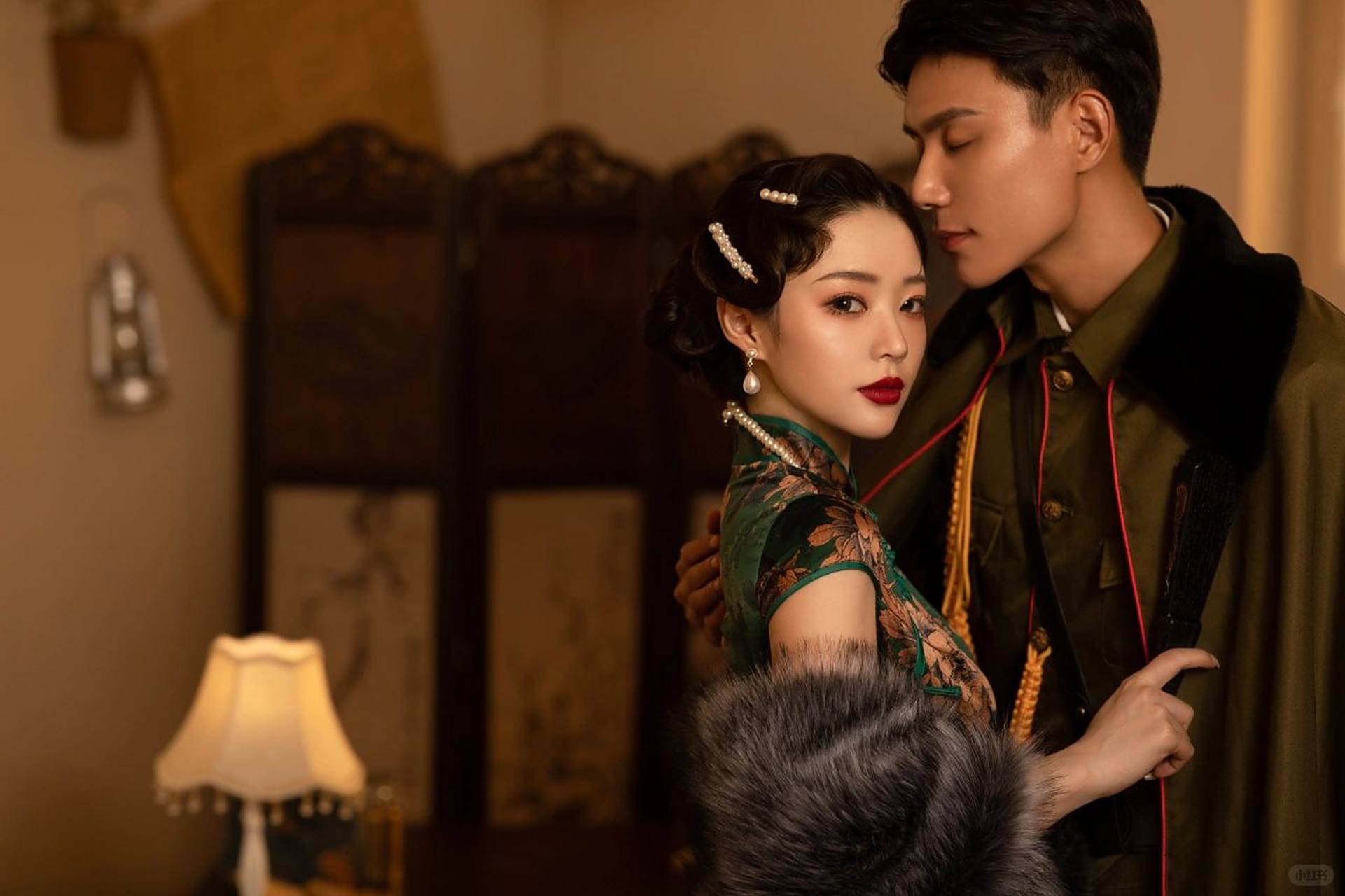 不接受反驳,婚纱照军阀太太风才是最酷的 风格:复古 | 怀旧 | 年代感