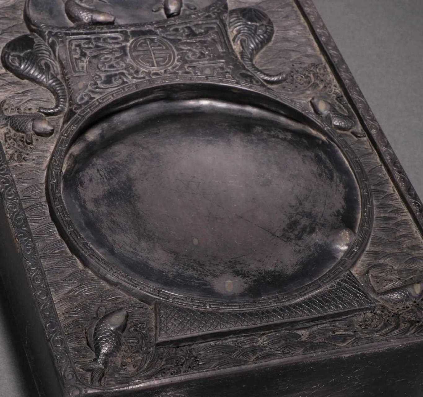 王式丹款 老坑端石宝瓶纹四方砚.规格高43㎝长255㎝宽169㎝ [鸡蛋]