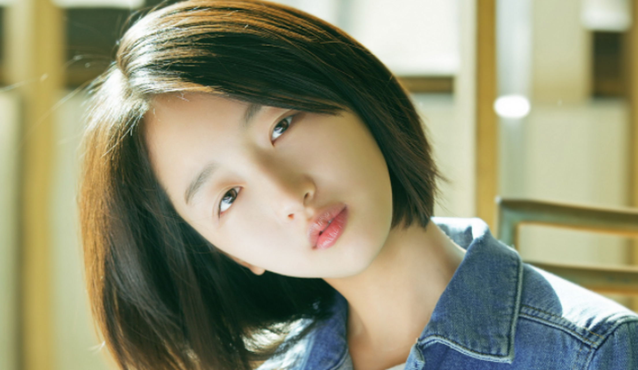 周冬雨清纯人设崩塌,曾志伟曾爆料:"我潜过她",让其陷入骂声,大家对于