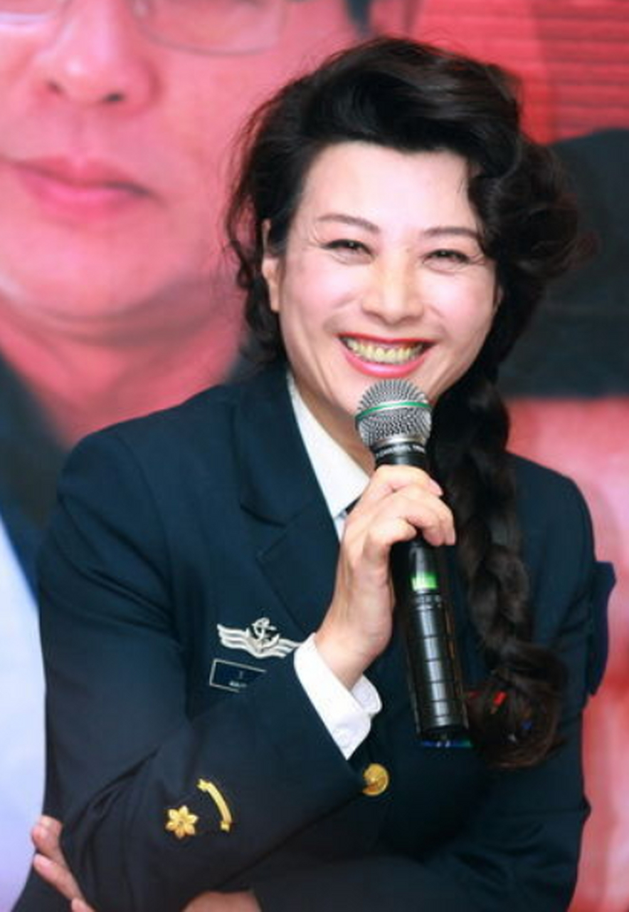 80年代,演员王静曾凭借入圈第一部作品《竹林街15号》,成功获得"