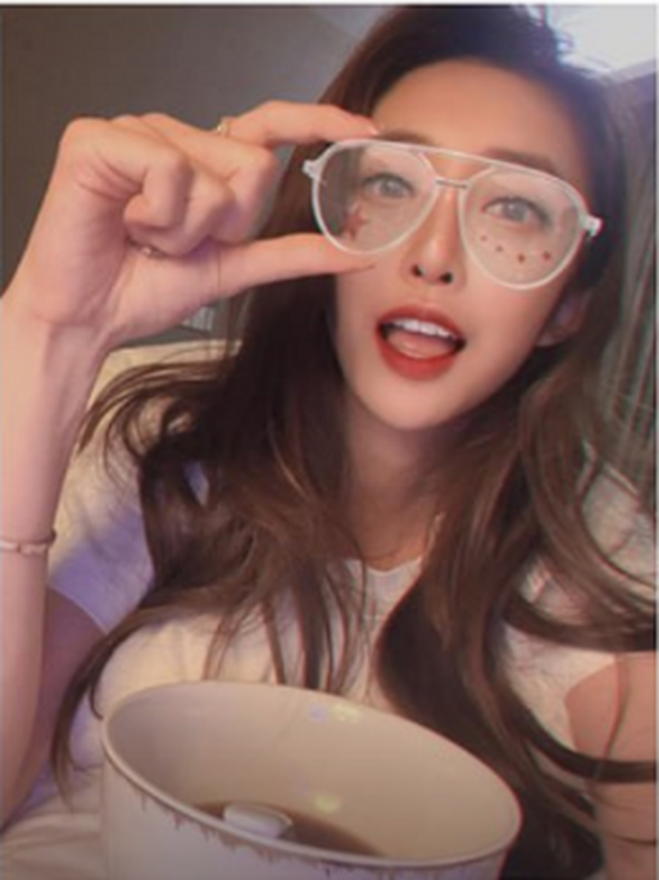 夏天到了,又被晒黑了怎么办?学会这几招远离黑黢黢的自己!