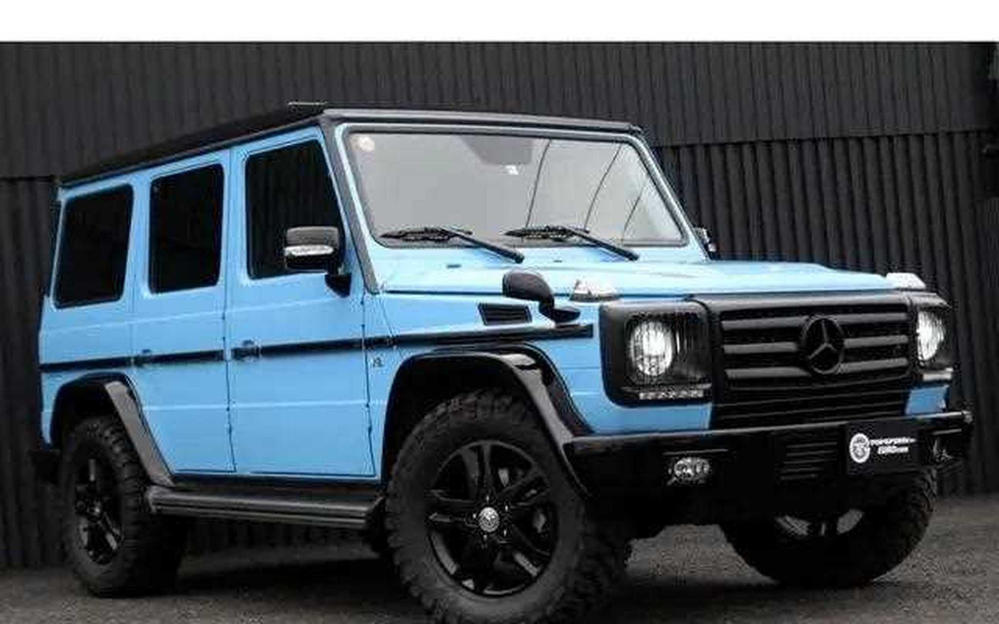 薄荷蓝奔驰g500,感觉很清新  @钢弹说车