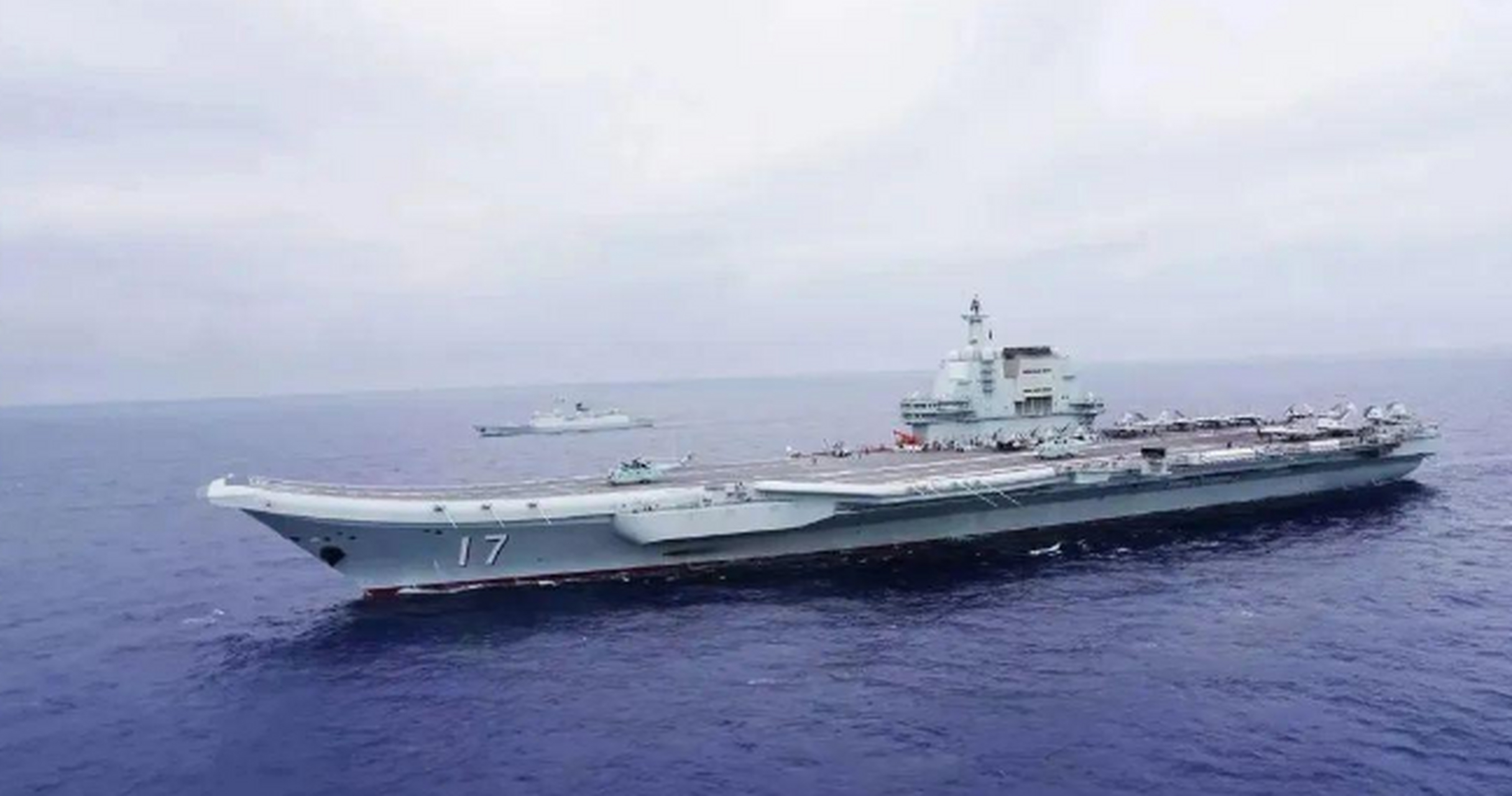 此次训练,山东舰航母编队首次成体系,成规模远赴西太平洋海域,参加了