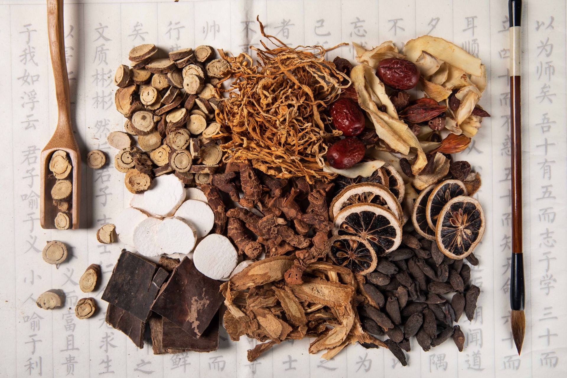 宣肺化痰,补气养血,软坚散结  近几年肺结节出现的频率非常高,究其