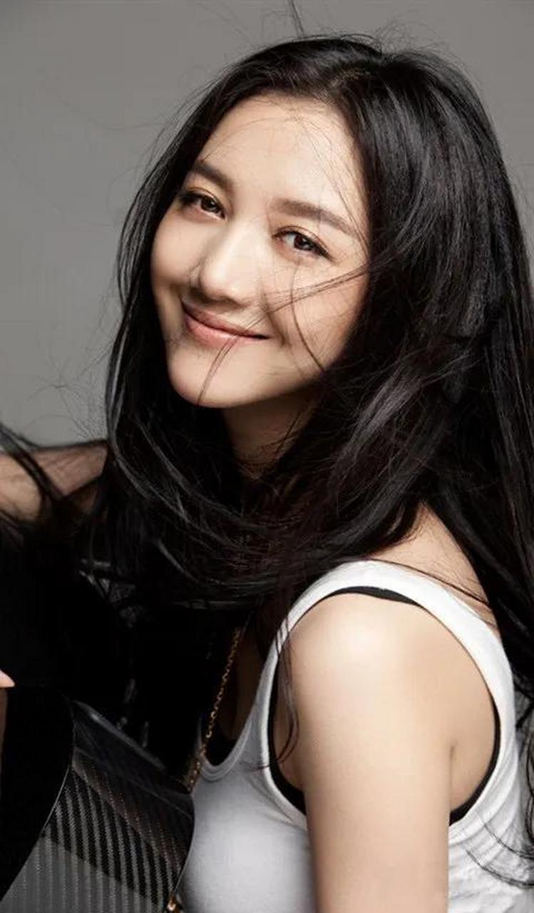 美女演员韩雯雯