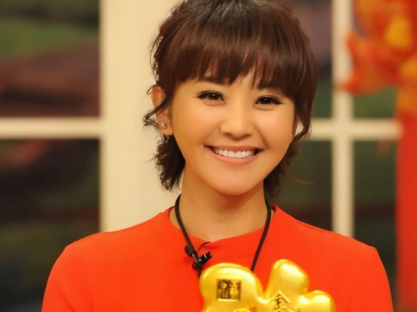 不过婚后,方琼表示自己要上大学深造,没时间生孩子!