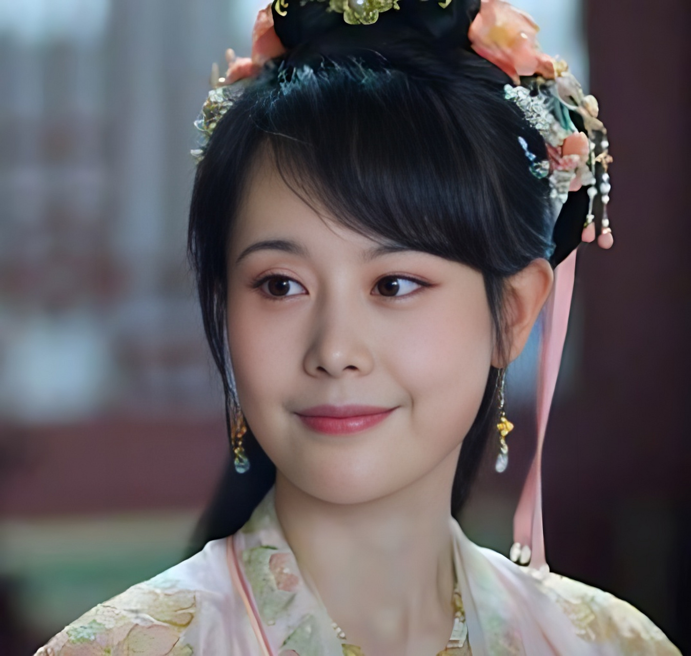 她坦言:"这个造型我当时并没有想太多,还是尊重了剧组的选择.