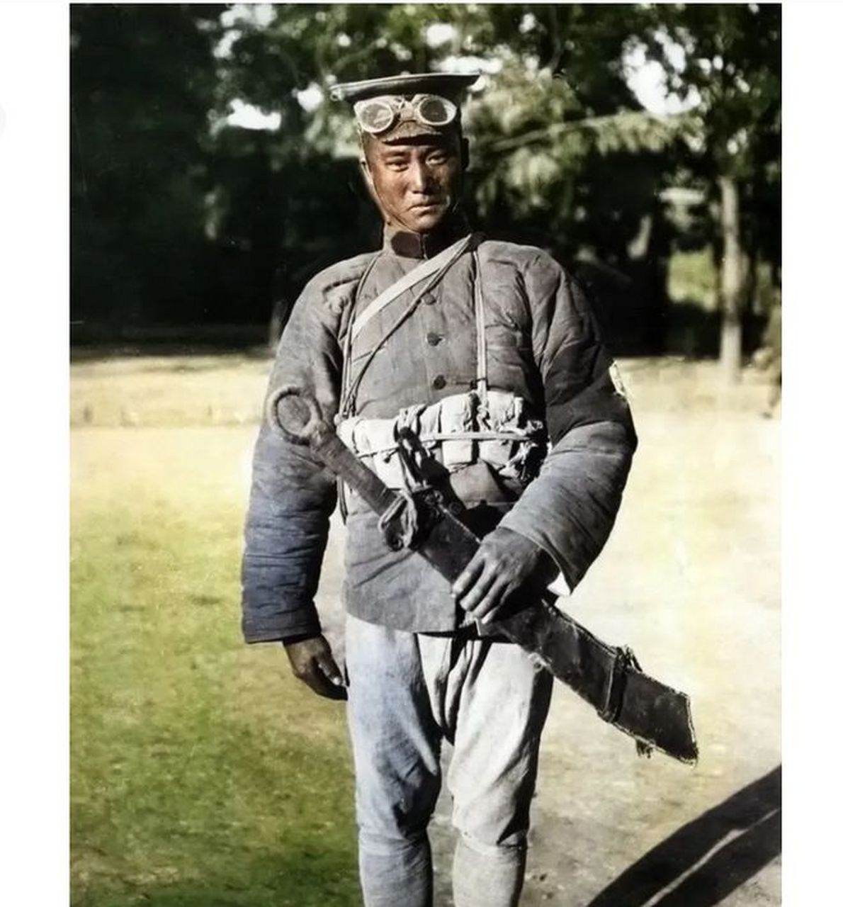 西北军以其威猛的大刀闻名于世,特别是在中国抗日战争十年中,其大刀更