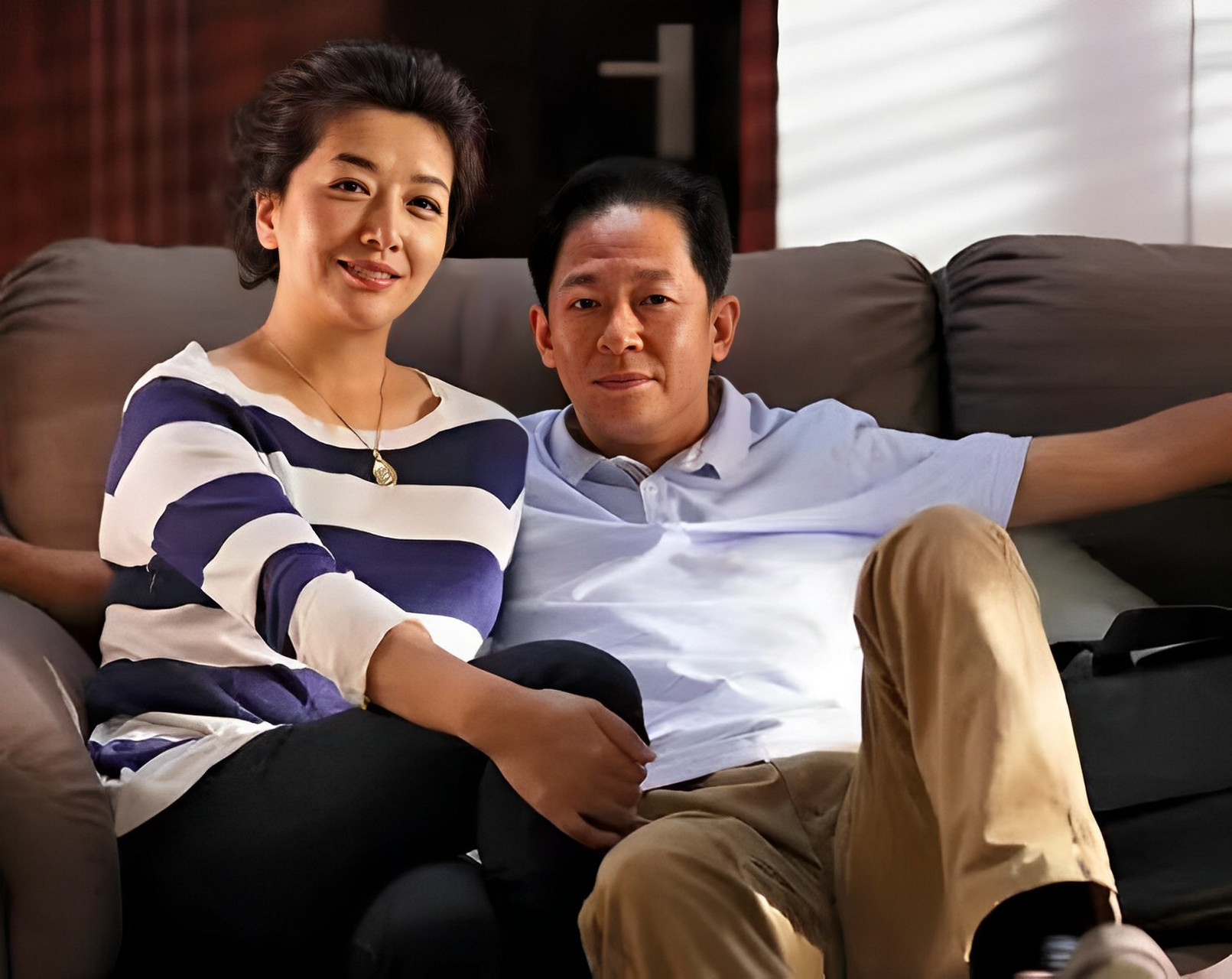 有一次酒后,王志文一脸坏笑地暗示江珊,"我馋你的身子,你有什么想法吗