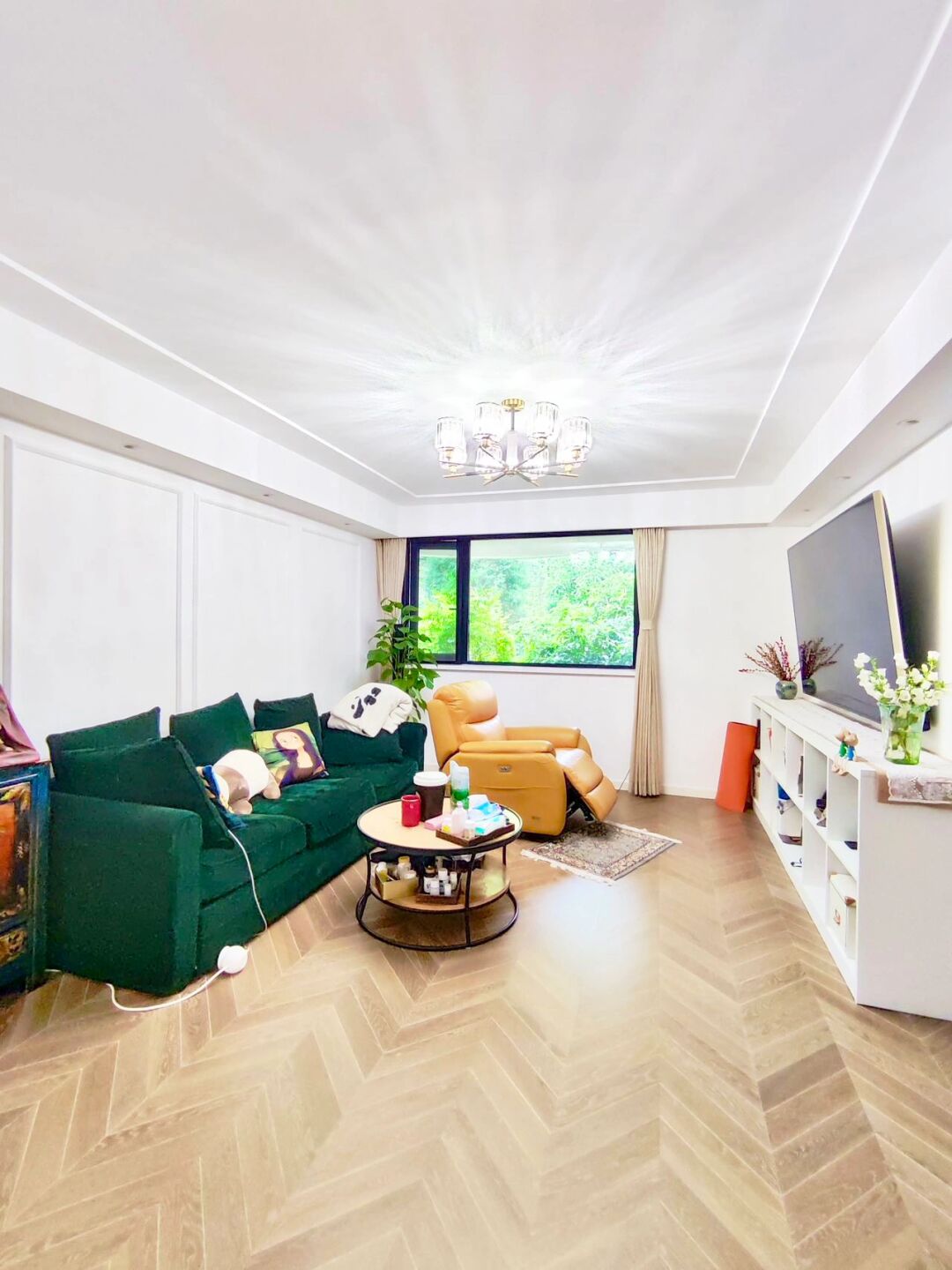 华山路总统公寓,1995年建,100m两房 华山路武康路路口,868弄的总统