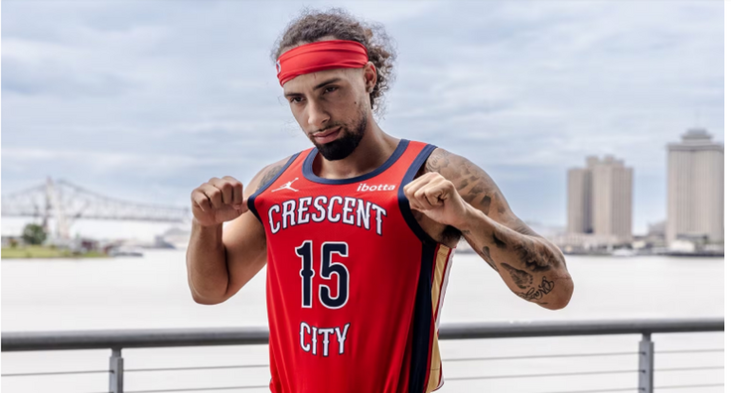 nba# 鹈鹕队推出 2023-24 赛季新球衣新奥尔良鹈鹕队日前发布了2223