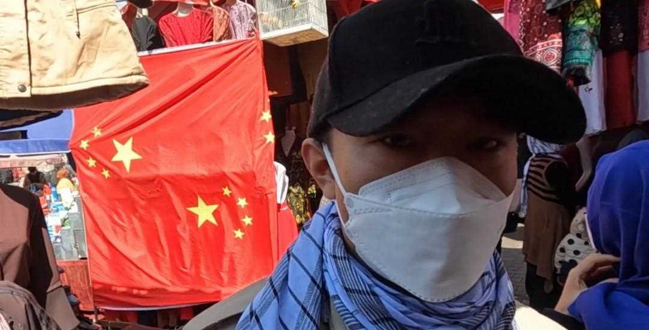 一直很喜欢"耀阳环游记"的自媒体,这位小伙在当前,不远万里,用镜头走