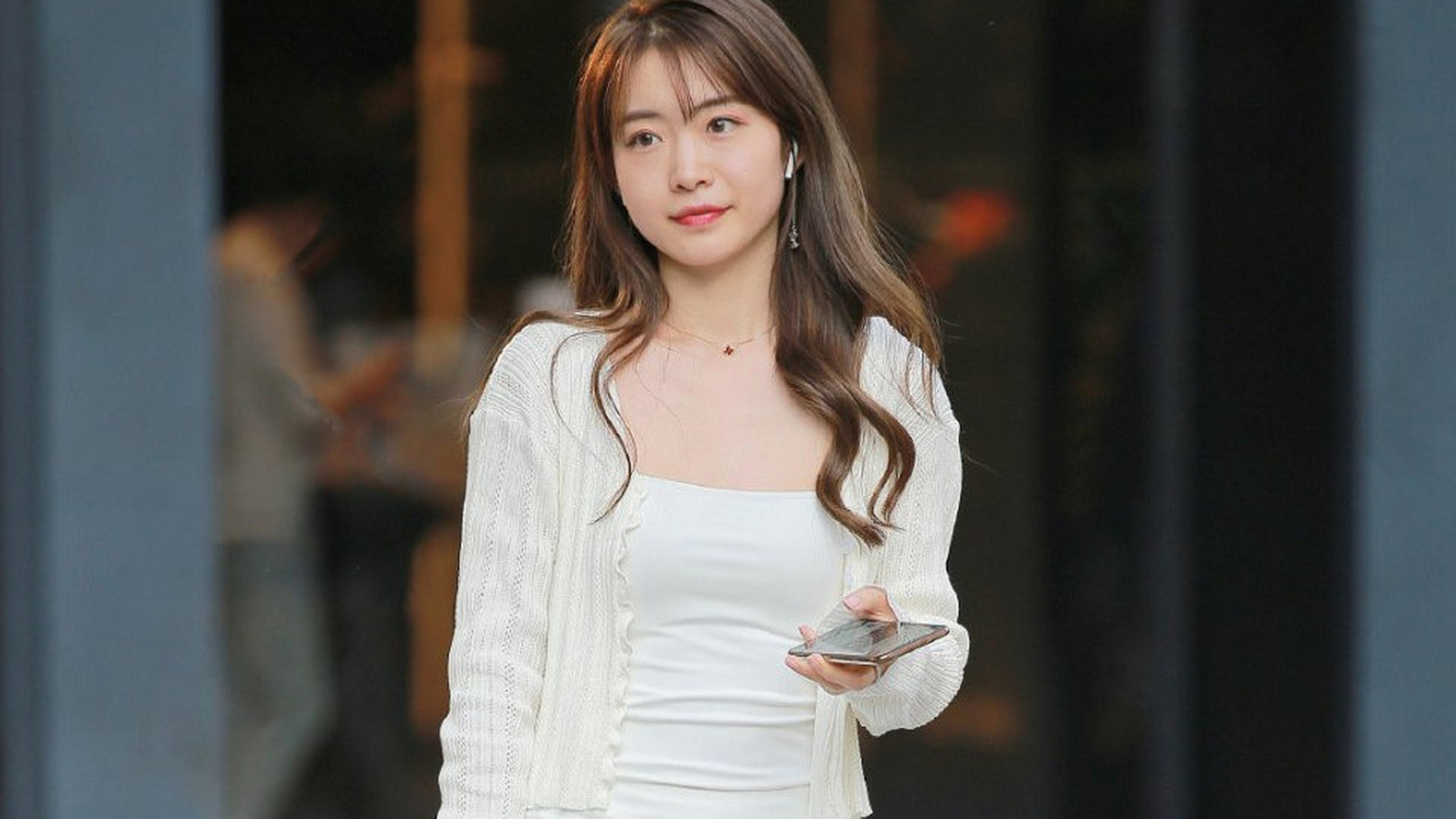 圆圆脸的小姐姐很有福气,这样的女生最受欢迎