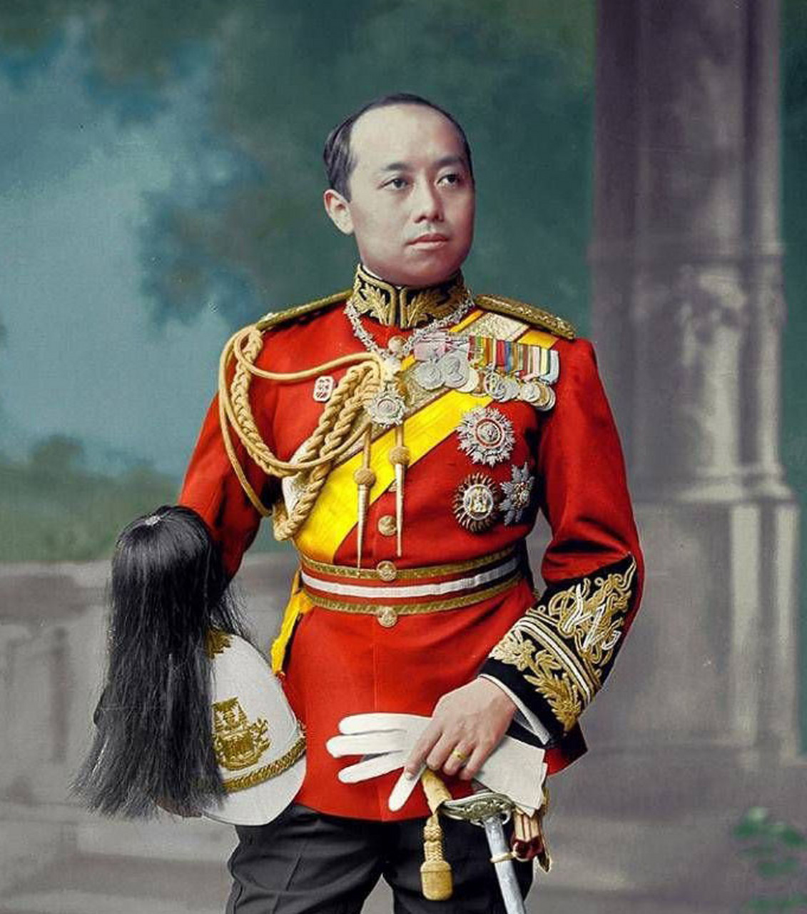 拉玛六世(1880年1月1日—1925年11月26日),名瓦栖拉兀(vajiravudh)