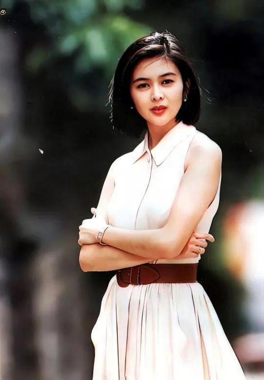 九十年代香港美若天仙的女明星关芝琳