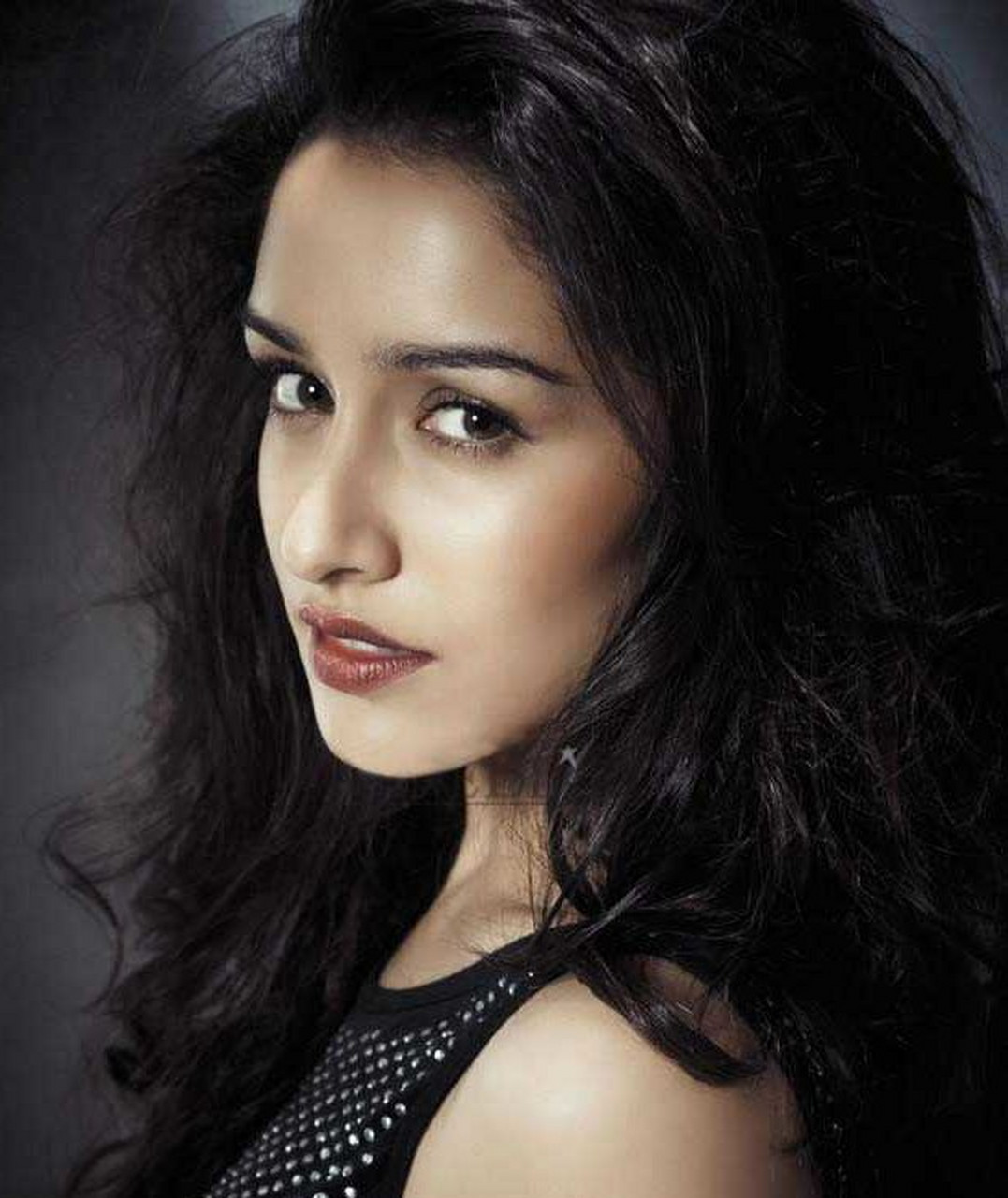 shraddha kapoor 是目前宝莱坞成绩最好的女星之一.