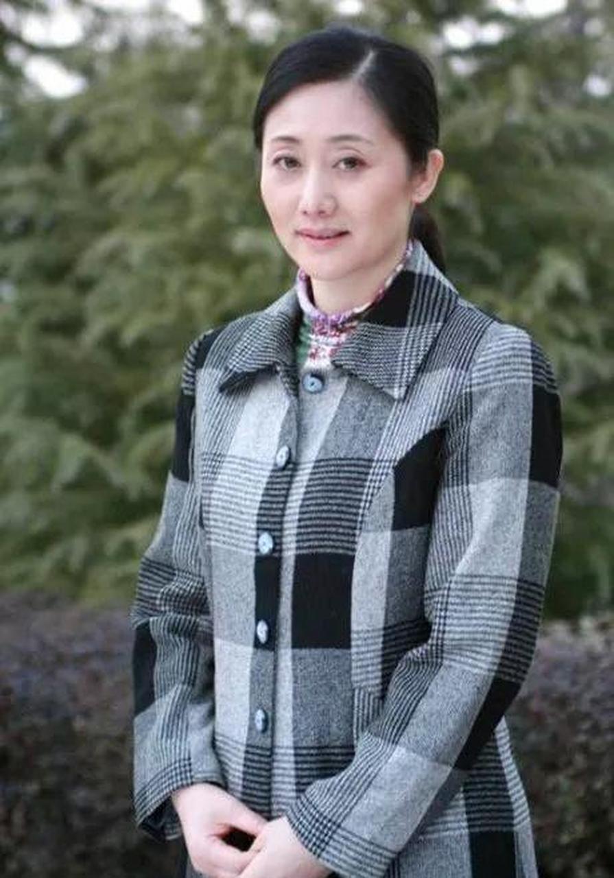 娟子,15张精美的照片