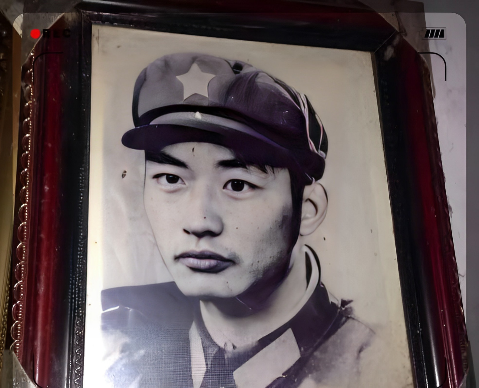 1984年,我们的排长李海欣在山上巡逻时,遇到三名解放军战士热情地向他