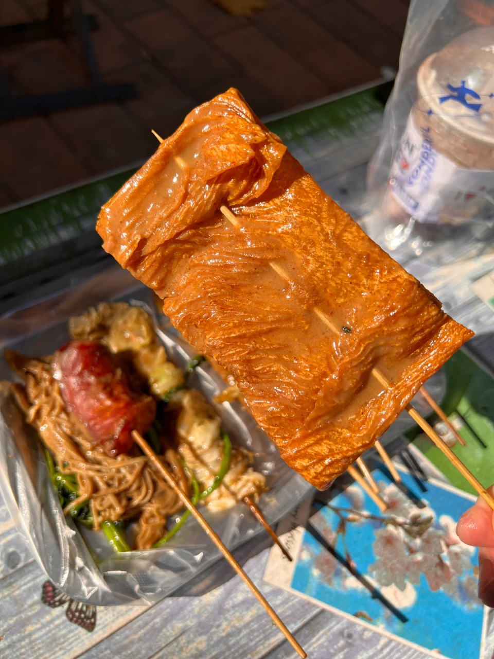 潍坊不好找但好吃的老店潍城麻辣串卷饼  潍城麻辣串卷饼,每一口都是