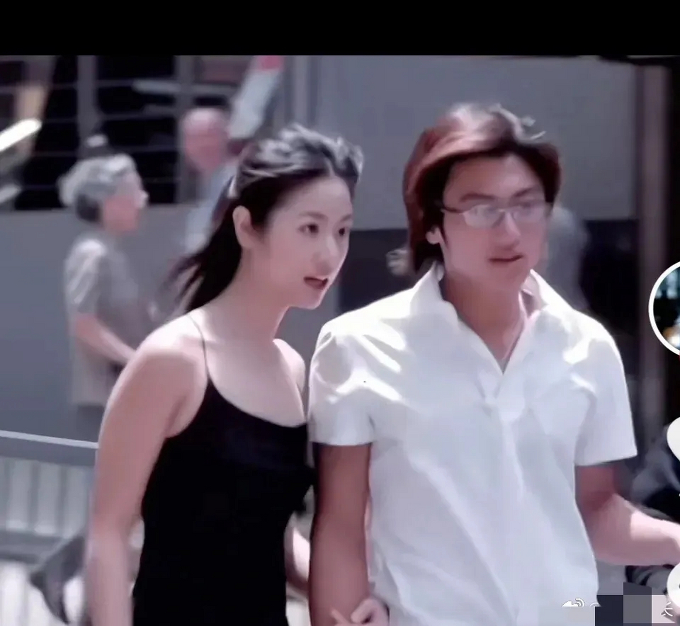 你磕过林心如和谢霆锋的cp吗?当时这部魔镜是多少人的童年阴影?