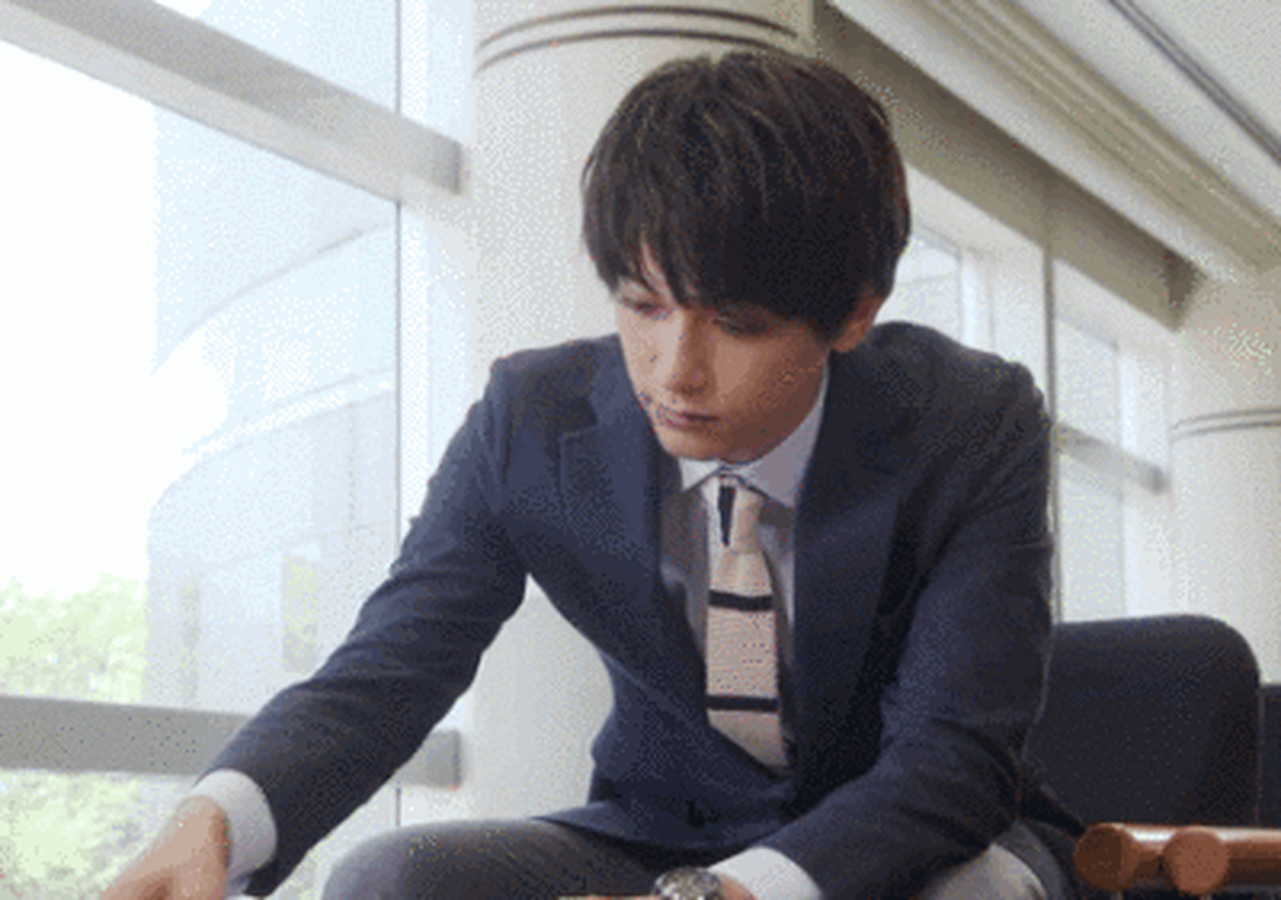 吉泽亮2012年,主演假面骑士系列40周年纪念作《假面骑士fourze》,此后