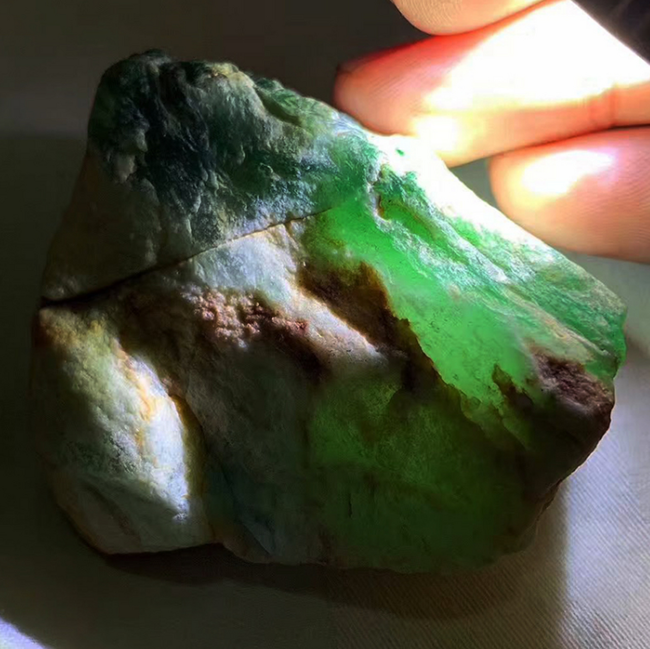 点击头像看直播##翡翠##翡翠原石#无色玻璃种起的"胶"绝不是一般的胶