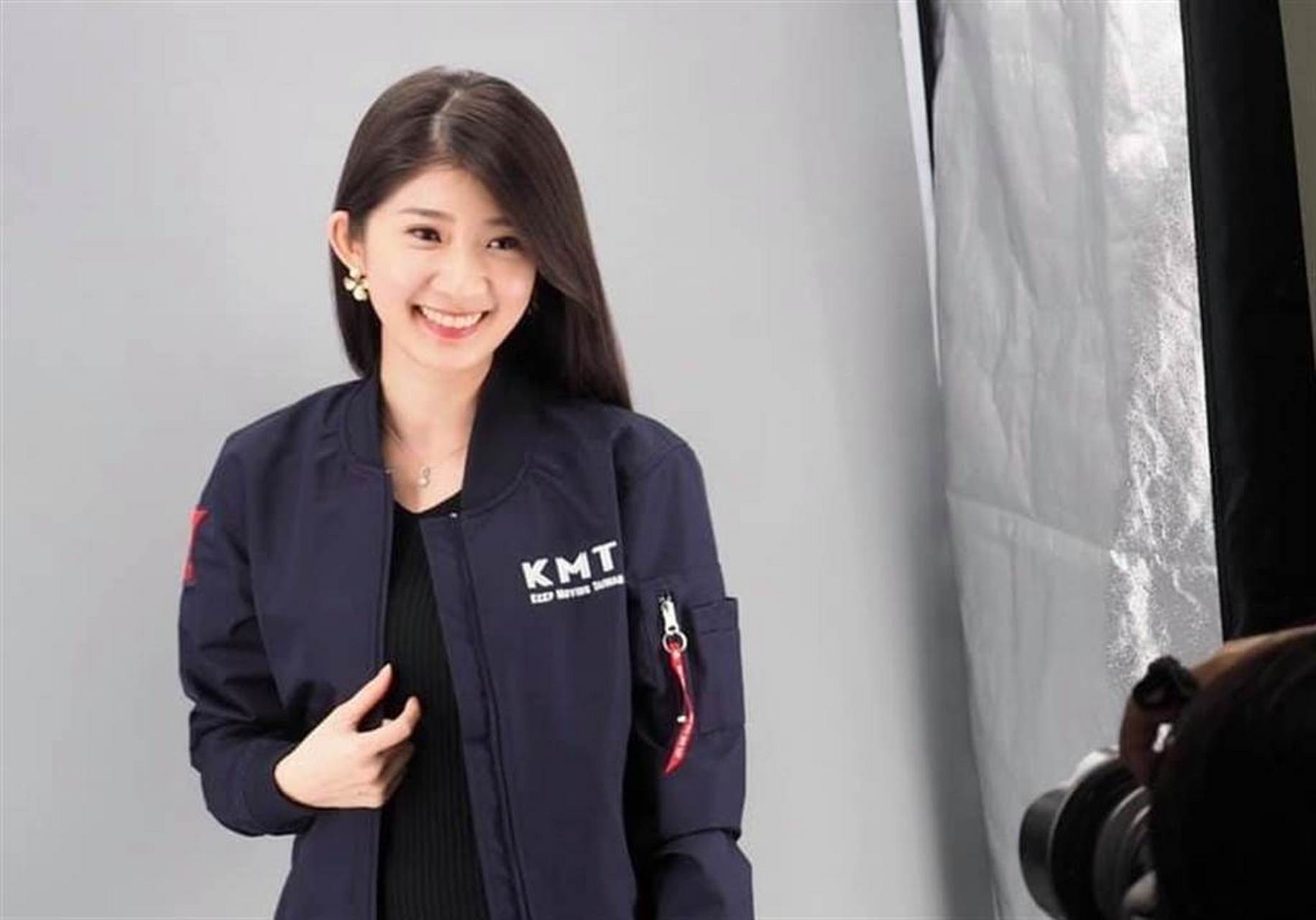 【国民党5发言人战队成形"最美主持人"李明璇确认入列】 据台媒10月16