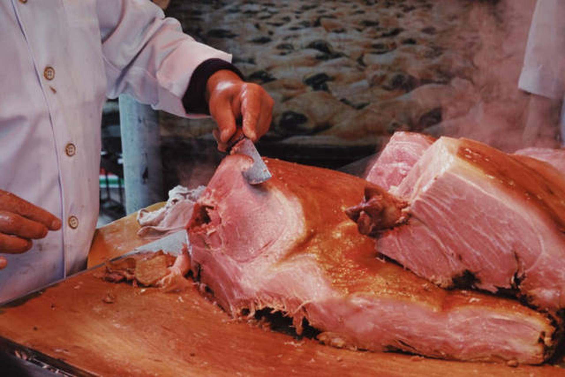 来定西必吃的美食 陇西腊肉:其地旧属巩昌府,又称巩昌腊肉.