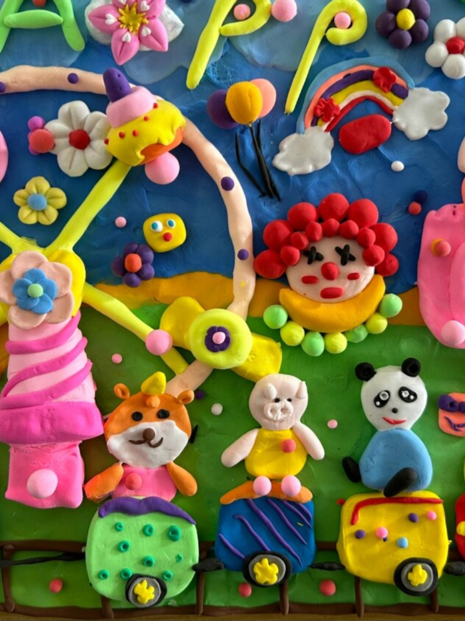 超轻粘土:游乐场系列  游乐场系列通常包括各种游乐设施,人物和动物等