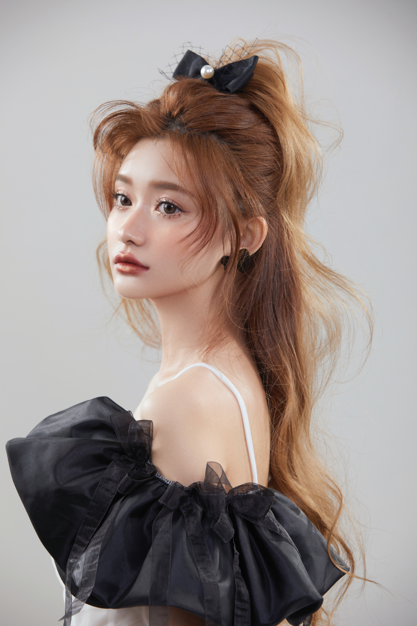 微醺奶橘妆感&蝴蝶结公主风披发飞丝造型#武汉学化妆##武汉化妆培训