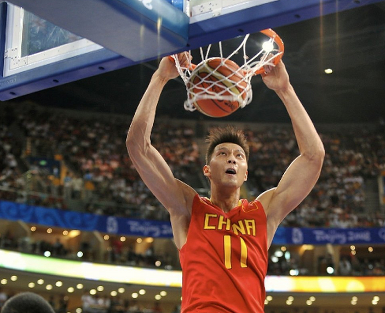 2008年北京奥运会中国男篮成员:陈江华,易建联,姚明,杜锋,朱芳雨