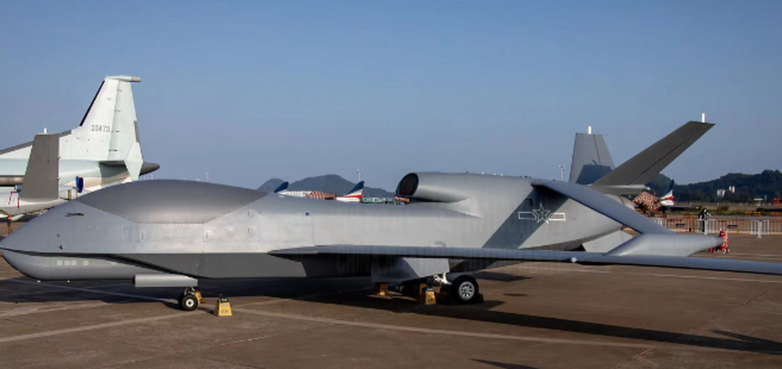 无侦8可3万米飞跃台岛,3马赫速度无法拦截,母机已模拟行动!