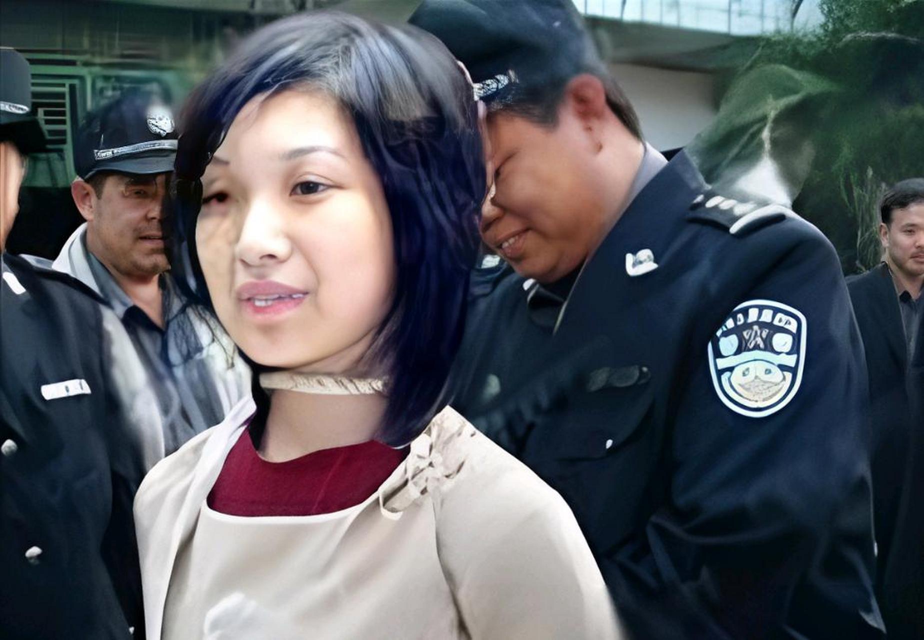 1998年,刚大学毕业的刘冬梅在广州认识了黄某.