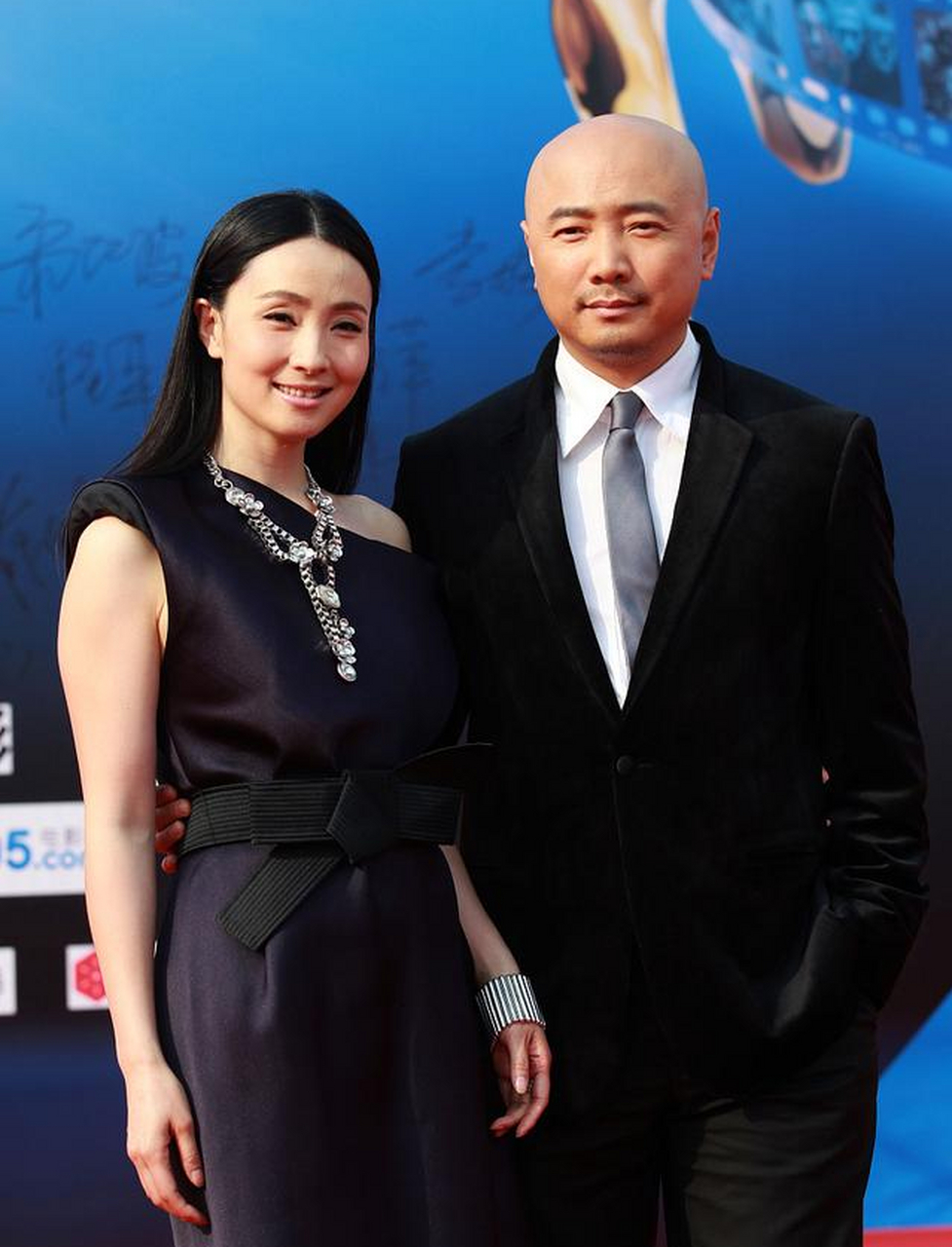 2亿资产被美国银行冻结,徐峥回应了! 近日,徐峥陶虹夫妇8.