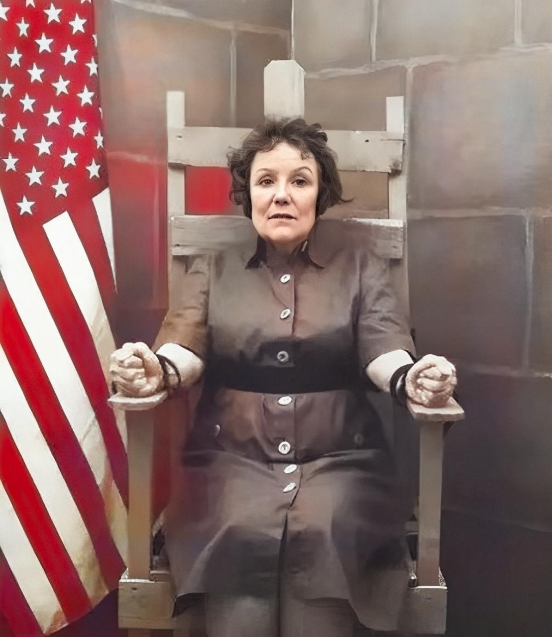 1953年,一位名叫艾瑟尔·女性的美国人被电死.