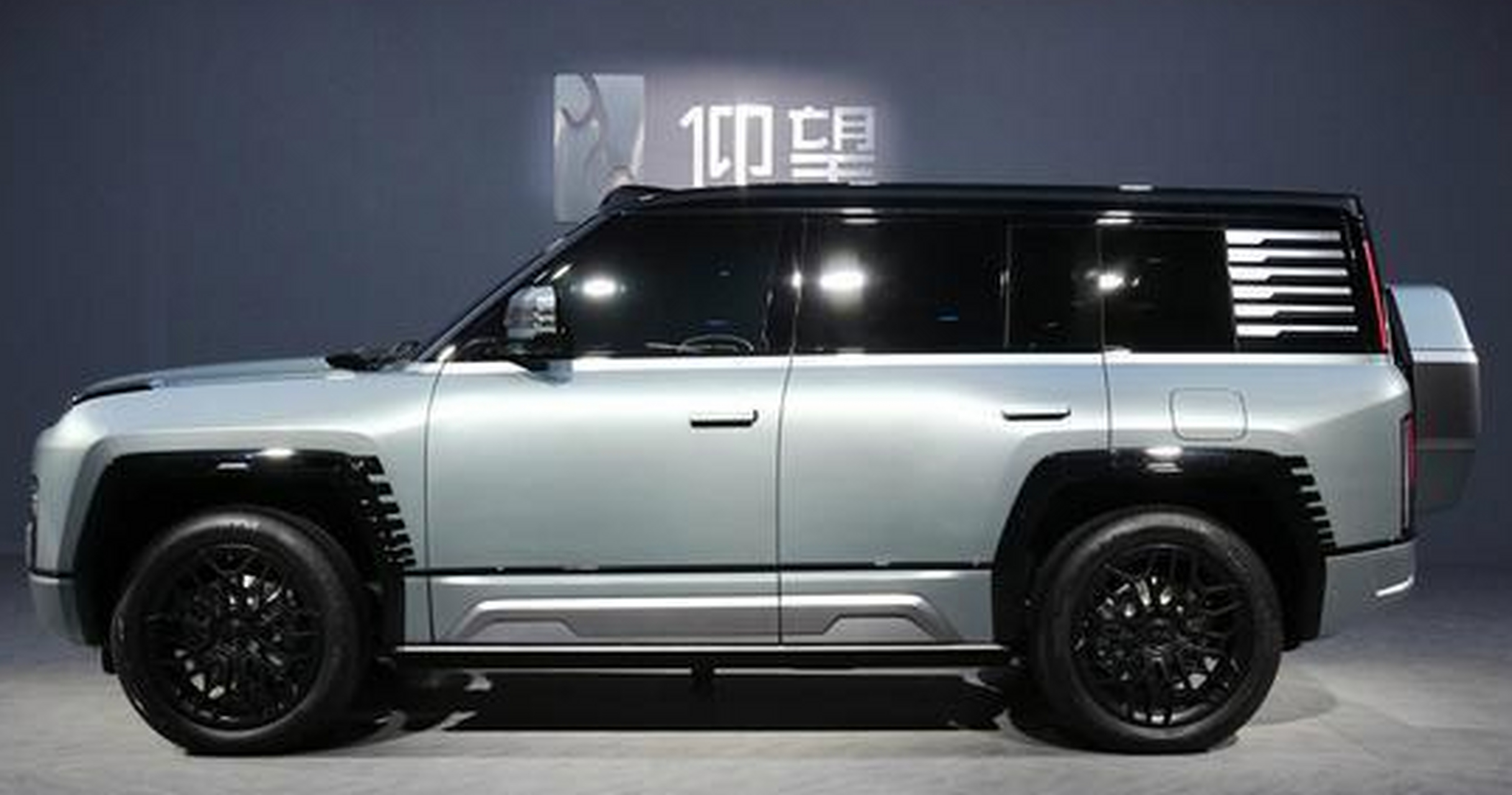 不过有媒体称,仰望u8开启预售48小时后,订单