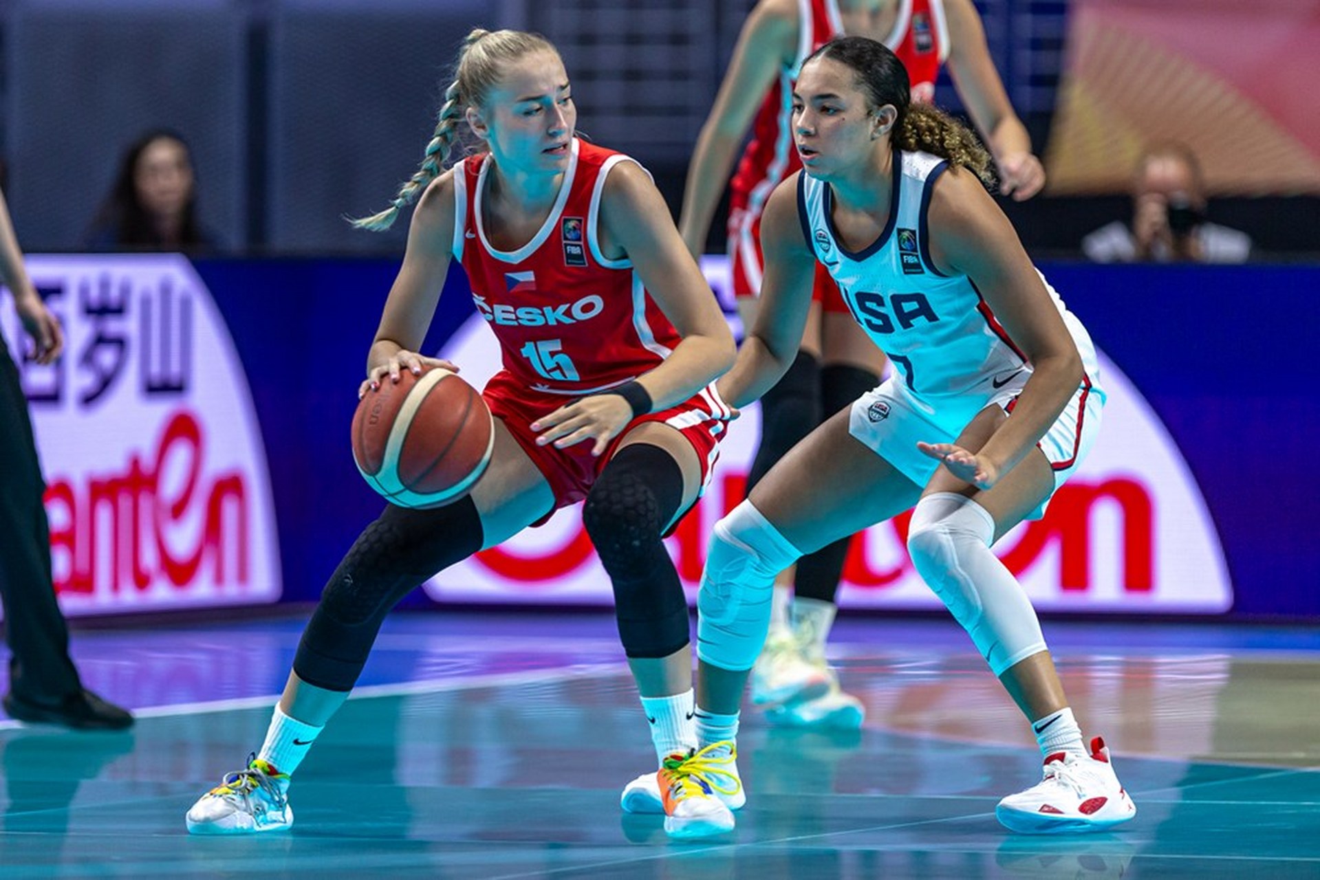 u19女篮世界杯-美国女篮61分大胜捷克女篮晋级四强  北京时间7月22日